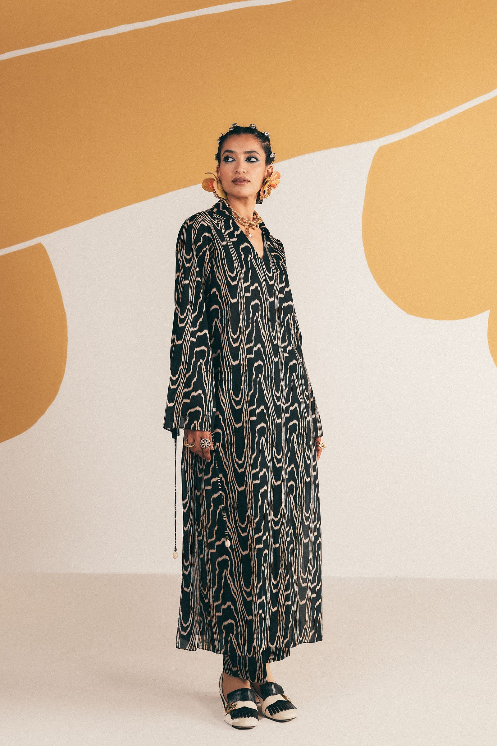 新品未使用 SISANDI ZAHA CLASSIC savannah tan Zaha Unstitched – ZAHA