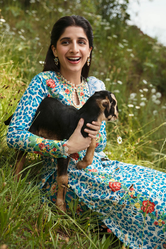 zaha-festive-lawn