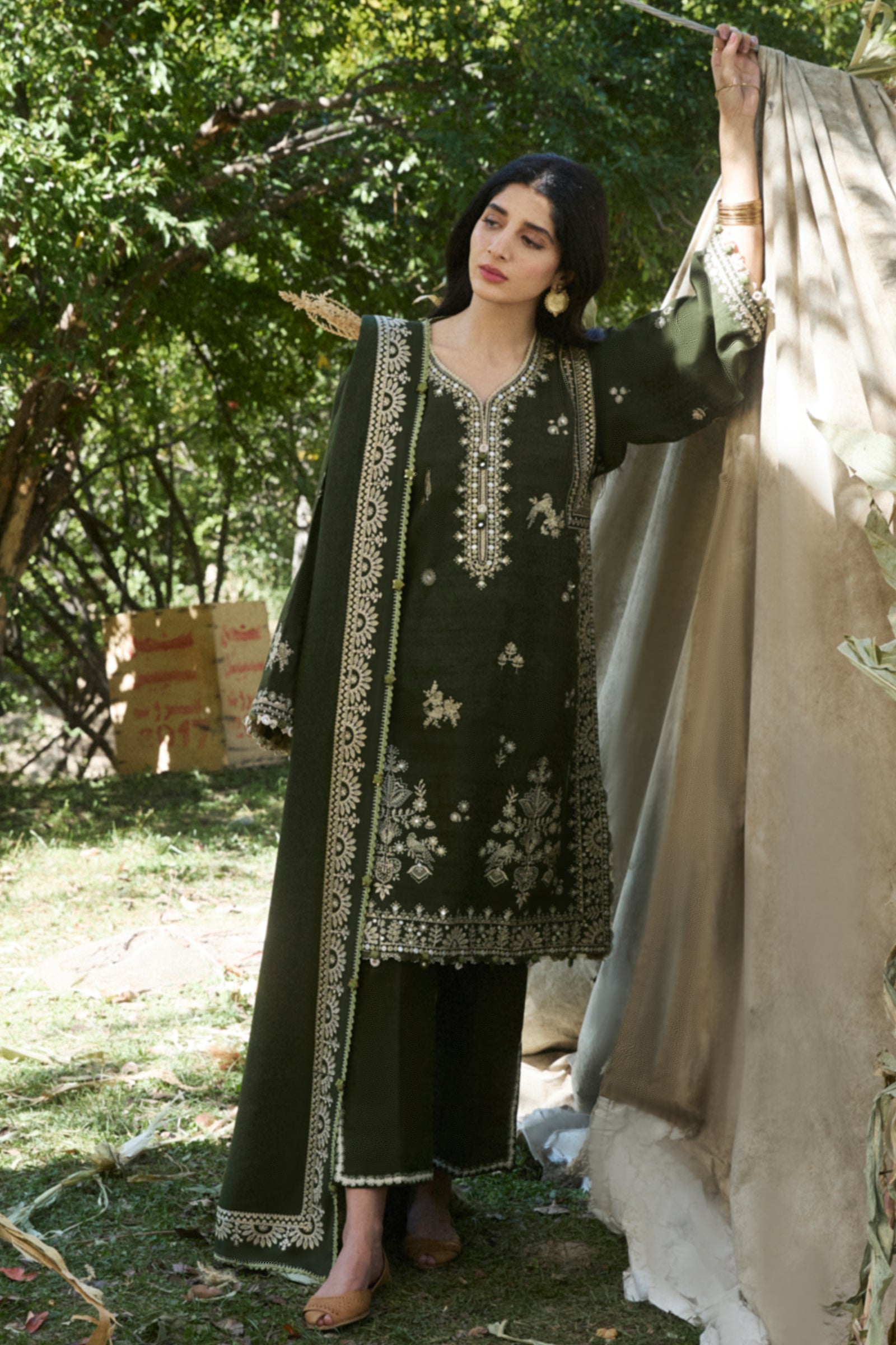 Sabaz Color SABAAZ (ZW24-01) – ZAHA